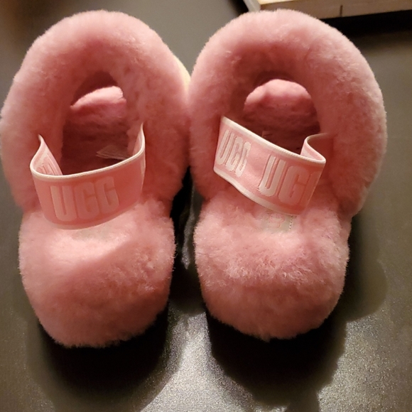 Ugg Fluff Yeah Slides - Picture 3 of 4